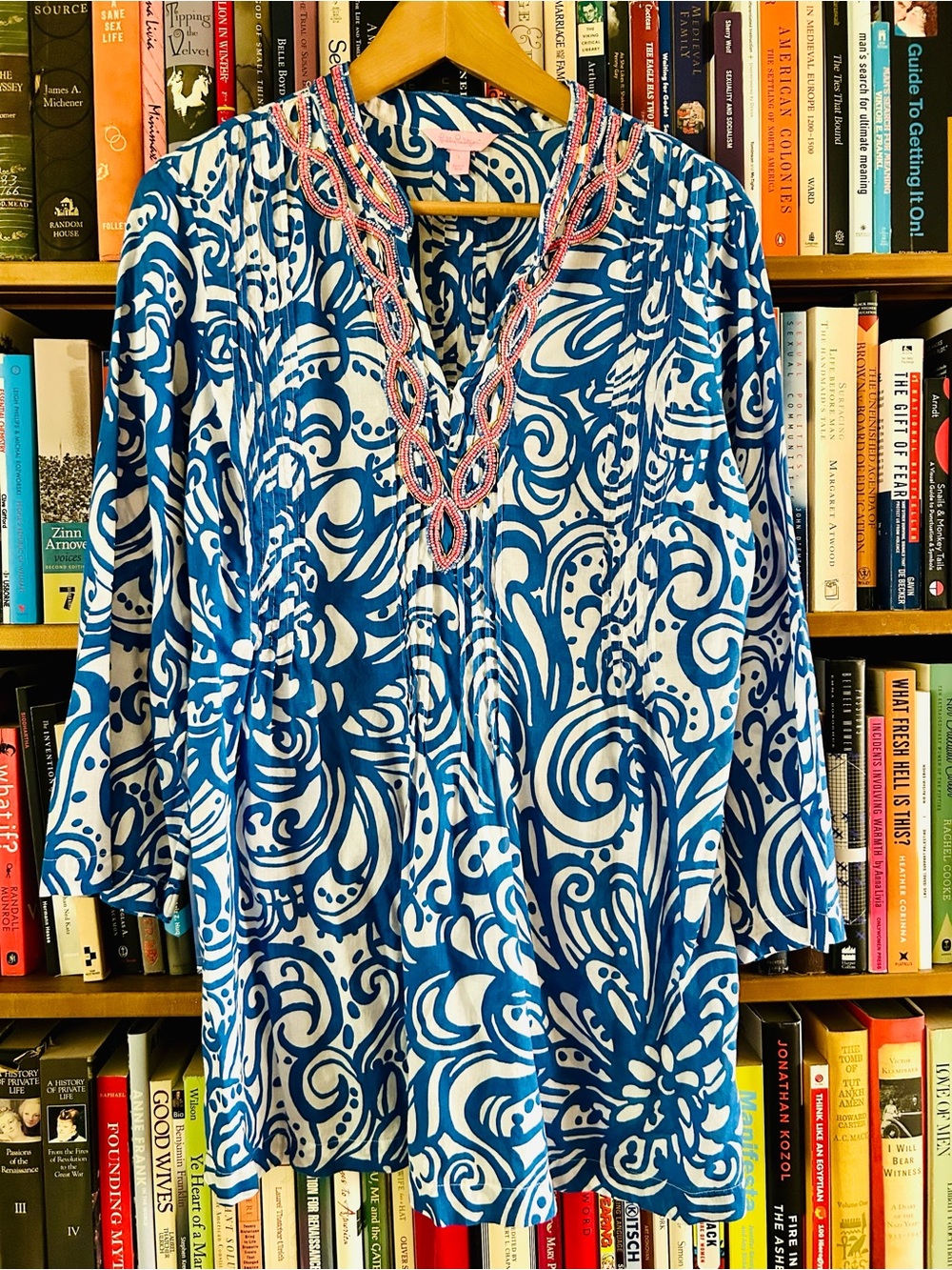 Lily Pulitzer Sarasota Blue White Embellished Coral Beaded Tunic Top, size L
